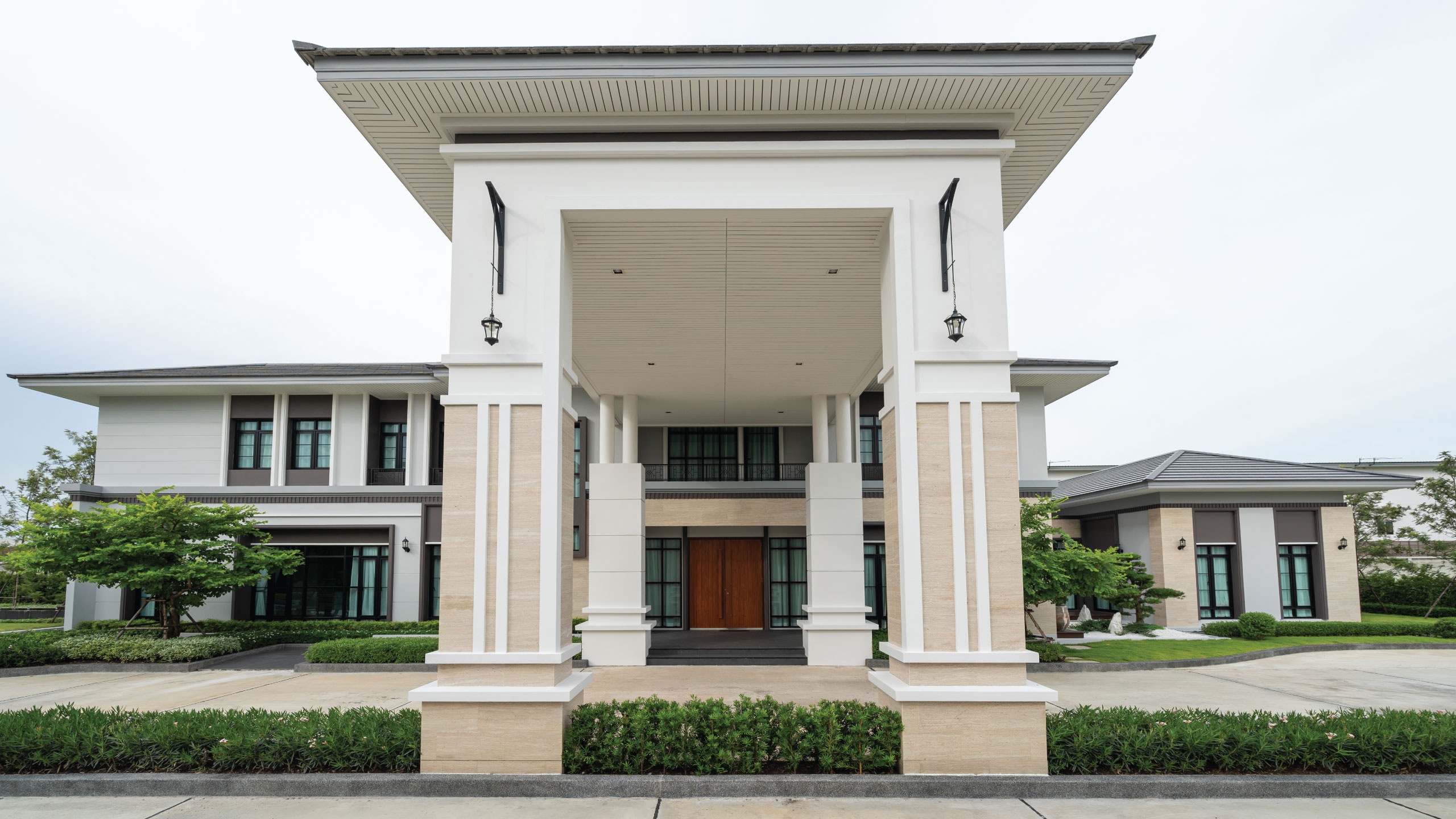 The-Grand-Duke-คุณวราวิช_2.jpg